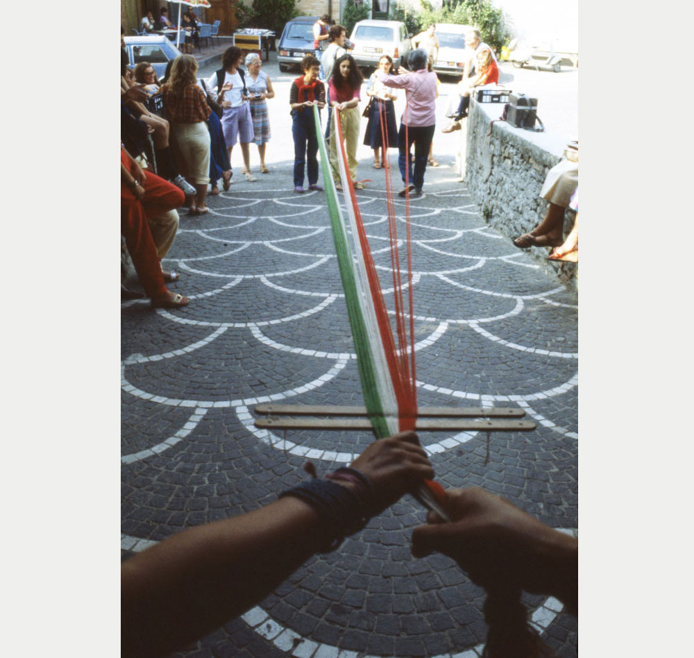 Human loom in Fiorenzuola di Forcara main square